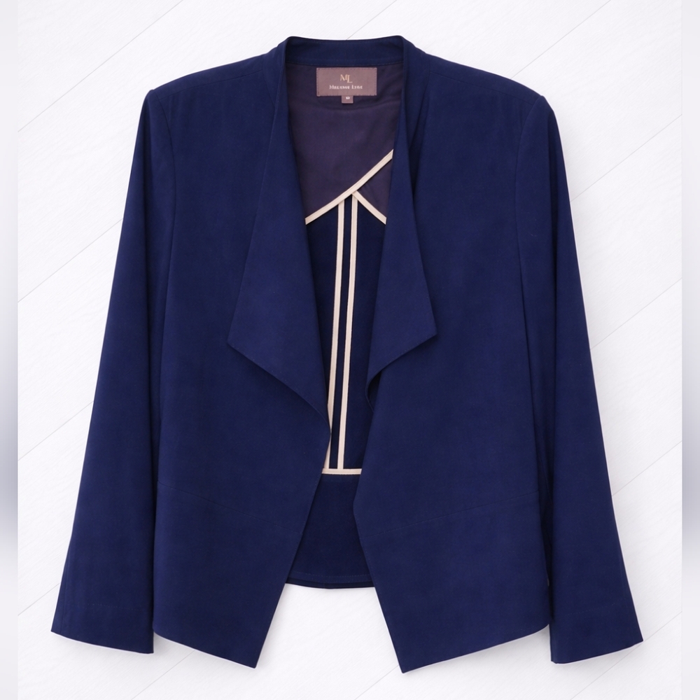 🩷 Classic Black Melanie Lyne Blazer – Buttonless, Structured